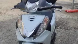 Honda SH 300 i ABS (2011 - 13)  (4)