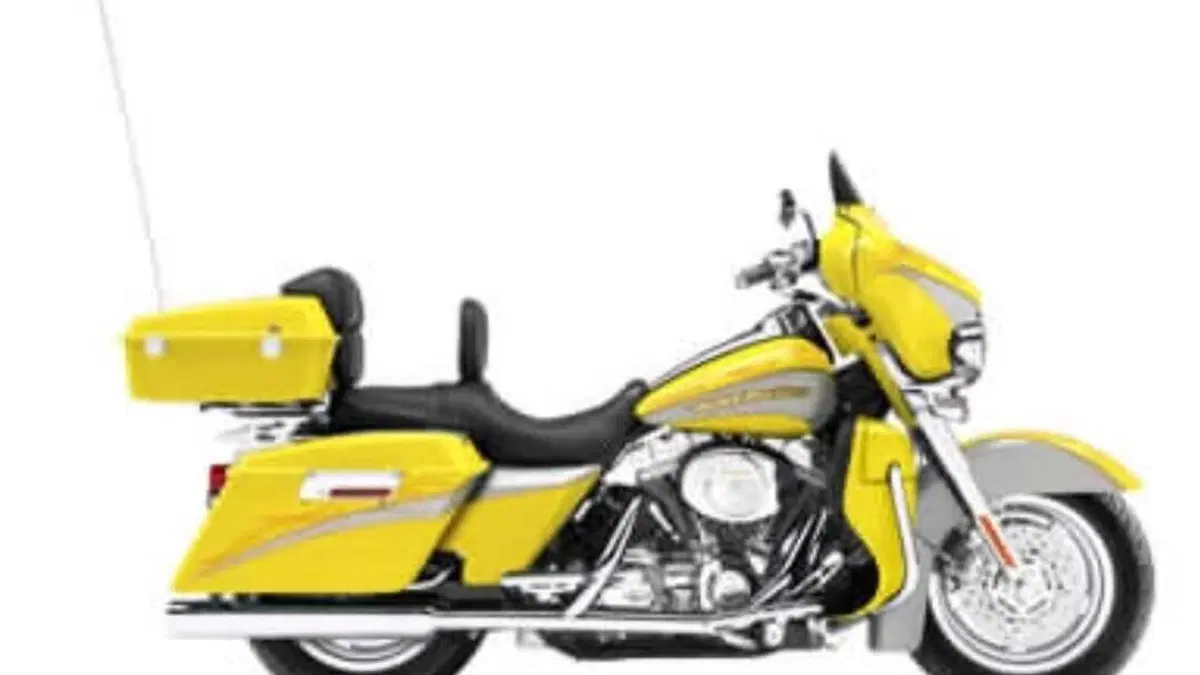 Harley-Davidson 1450 Electra Glide Ultra Classic (2003 - 05) - FLHTCUI 