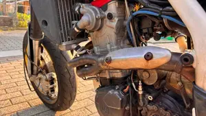Husqvarna SM 510 R (2009)  (14)