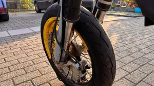 Husqvarna SM 510 R (2009)  (17)