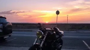 Ducati Monster 900 City Dark (1999 - 02)  (3)