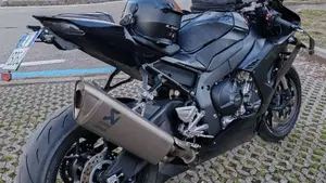 Honda CBR 1000 RR-R Fireblade (2020 - 21)  (4)