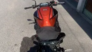Kawasaki Z 800 e ABS (2012 - 16)  (6)