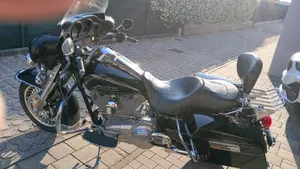 Harley-Davidson 1584 Electra Glide Standard (2008 - 10) - FLHT  (3)