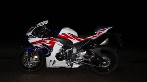 Honda CBR 1000 RR-R Fireblade SP 30th Anniversary (2022 - 23) 