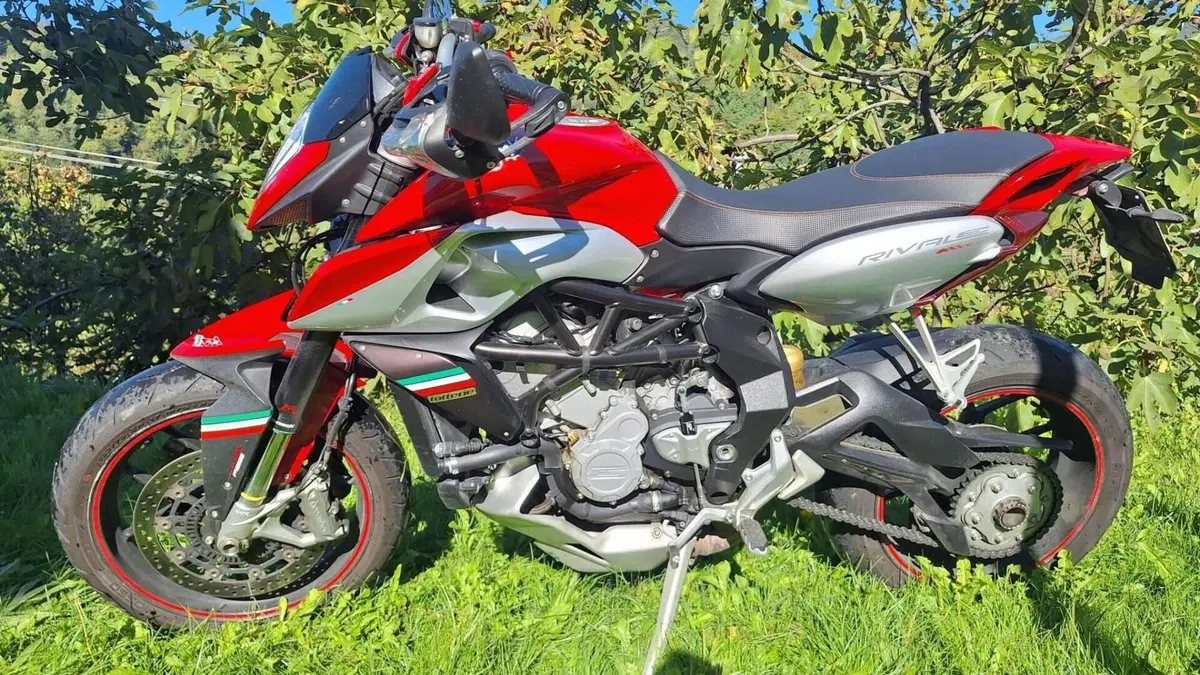 MV Agusta Rivale 800 EAS ABS (2013 -17) 