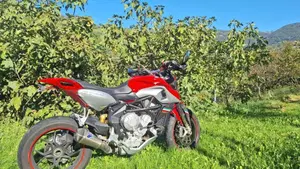MV Agusta Rivale 800 EAS ABS (2013 -17)  (5)