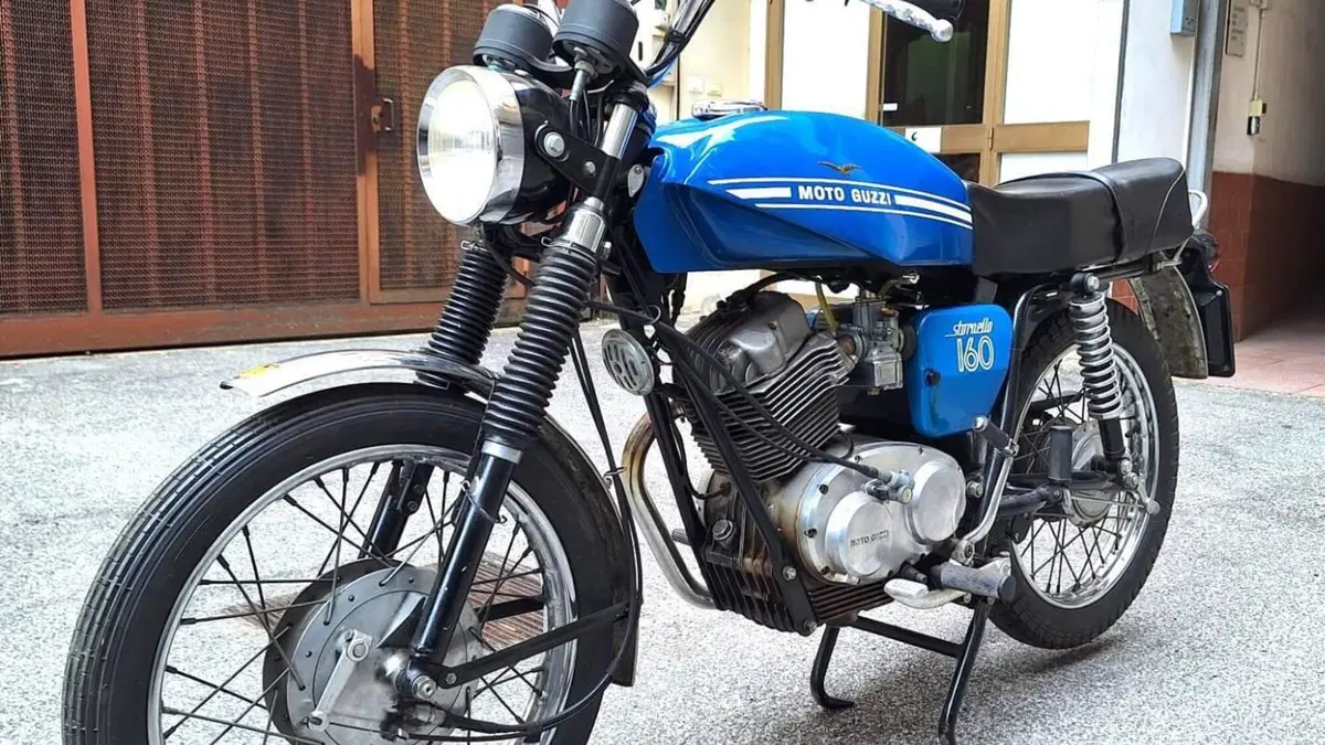 Moto Guzzi   (2)