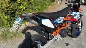 KTM 690 Enduro R (2009 - 11)  (3)