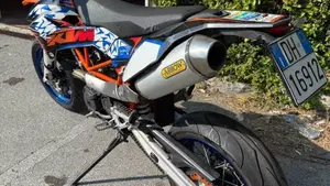 KTM 690 Enduro R (2009 - 11)  (5)