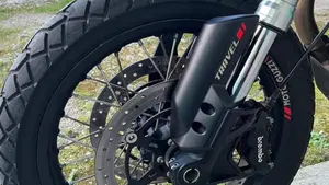 Moto Guzzi V85 TT Travel (2020)  (6)