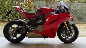 Ducati Panigale V4 S (2025 - 26)  (6)