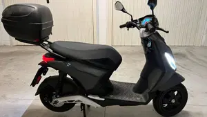 Piaggio 1 Active Feng Chen Wang (2022 - 24) 