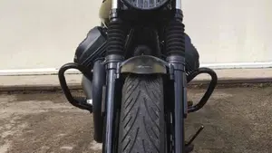 Moto Guzzi V7 Stone (2021 - 24)  (5)