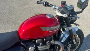 Triumph Speed Twin 1200 (2021 - 24)  (3)