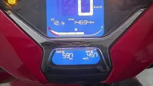 Honda SH 150i Sport (2022 - 23)  (2)