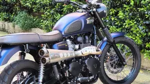 Triumph Scrambler (2006 - 17)  (4)