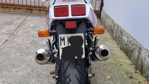 Suzuki   (4)