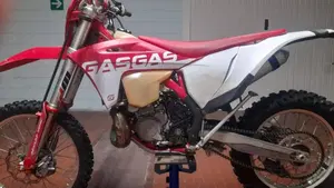 GASGAS EC 300 (2021)  (8)