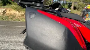 Ducati Multistrada 1200 S Sport (2010 - 12)  (6)