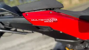 Ducati Multistrada 1200 S Sport (2010 - 12)  (9)