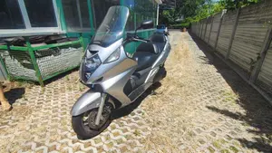 Honda Silver Wing 600 (2005 - 09)  (2)