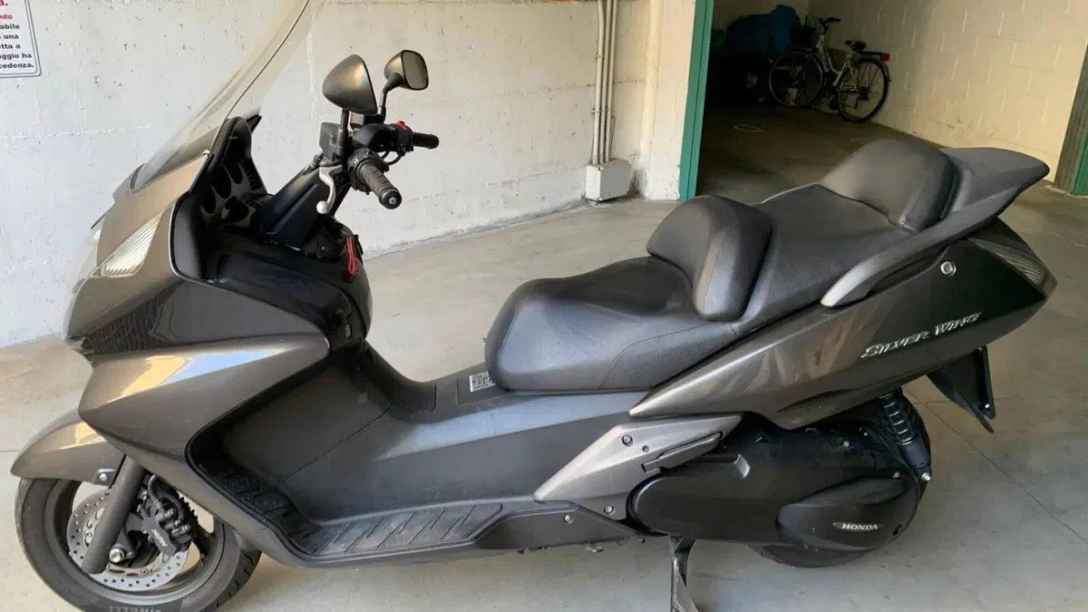 Honda Silver Wing 400 (2006 - 09) 