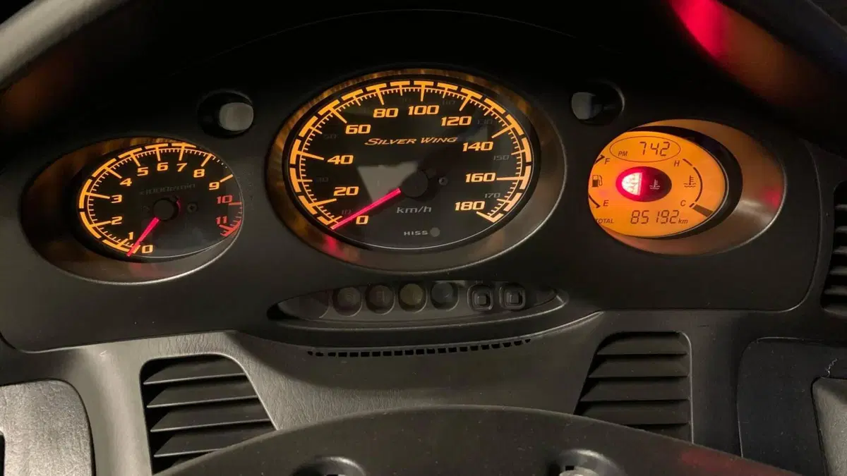 Honda Silver Wing 400 (2006 - 09)  (7)