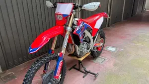 Honda CRF 250RX Enduro (2023)  (3)