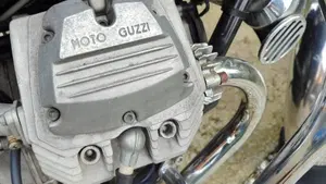 Moto Guzzi   (2)