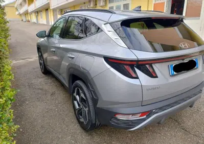 Hyundai Tucson 1.6 hev Exellence 2wd auto (3)