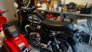 Triumph Bonneville T120 (2016 - 20)  (7)