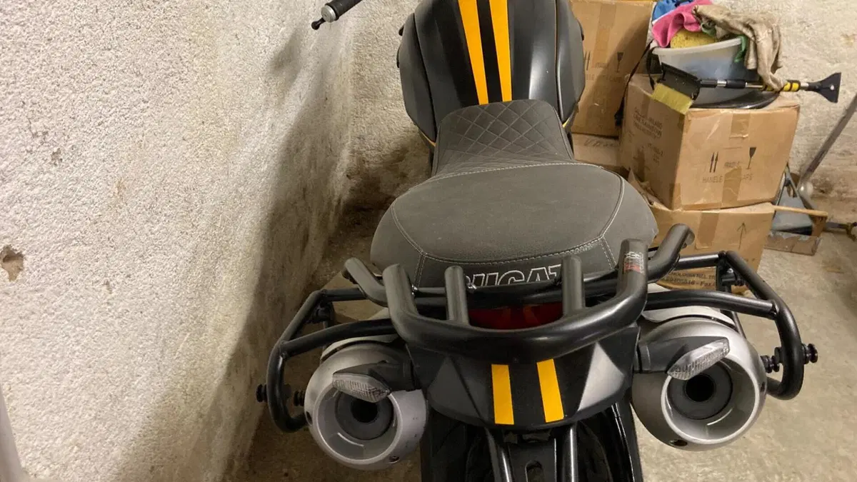 Ducati Scrambler 1100 Sport (2018 - 20)  (2)