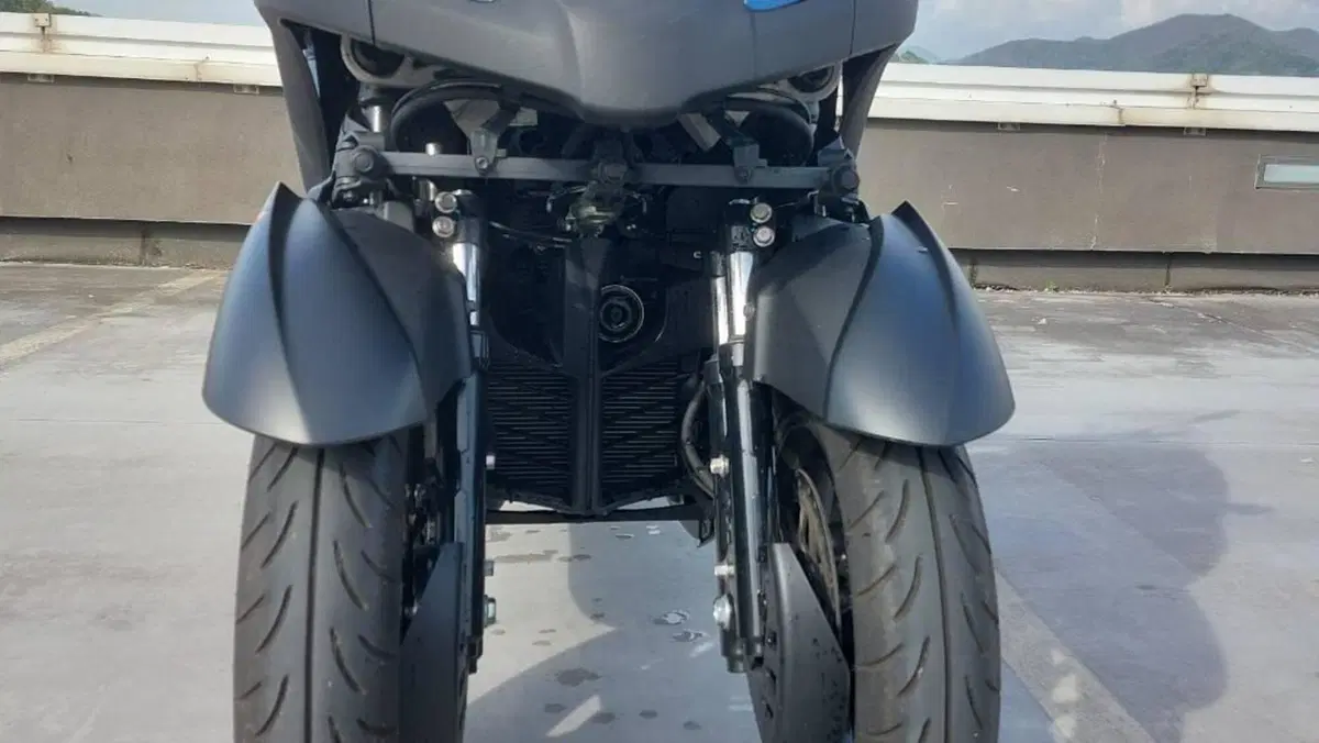 Yamaha Tricity 300 (2021 - 24)  (2)