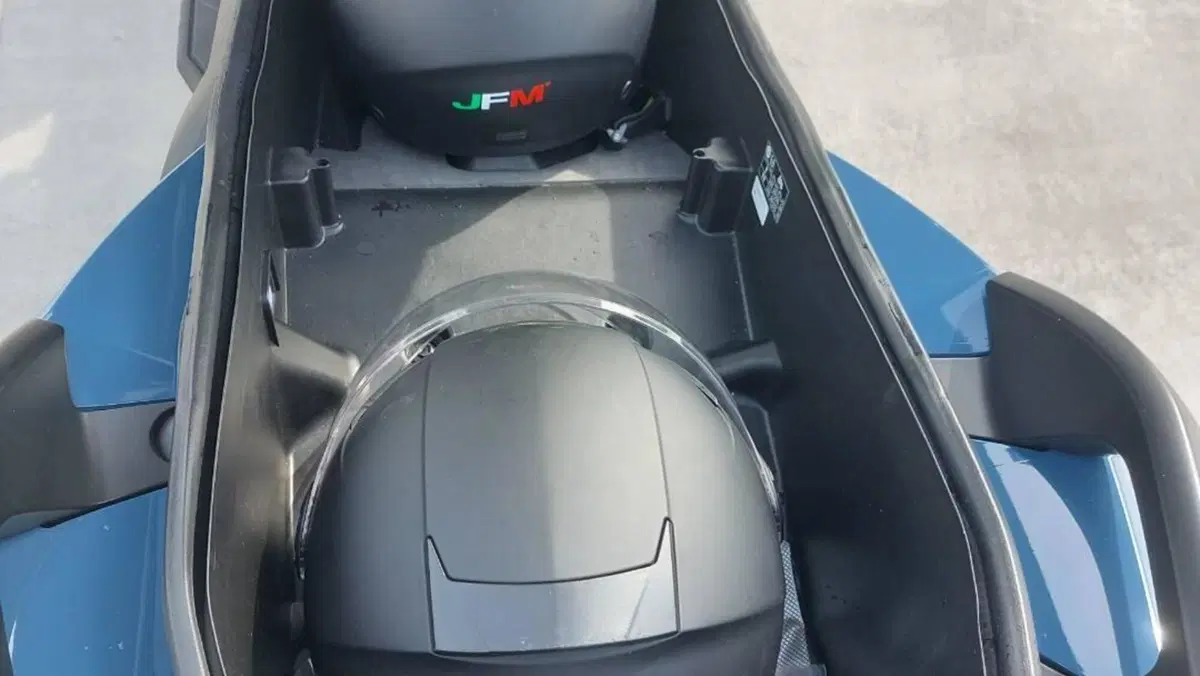 Yamaha Tricity 300 (2021 - 24)  (9)