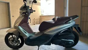 Piaggio Beverly 350 SportTouring ie ABS (2011 - 17)  (3)