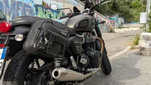 Triumph Street Twin 900 (2021 - 22)  (6)