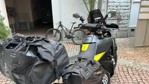 Husqvarna Norden 901 (2022 - 26)  (2)