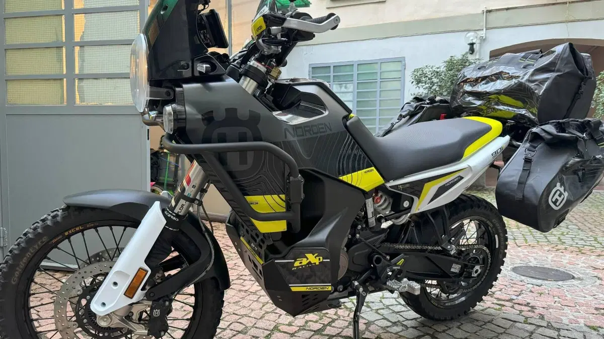 Husqvarna Norden 901 (2022 - 26)  (11)
