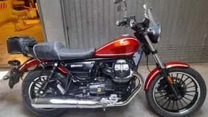 Moto Guzzi V9 Roamer (2016 - 18)  (7)