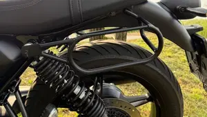 Moto Guzzi V7 Stone (2021 - 24)  (11)