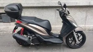 Piaggio Medley 150 S ABS (2021 - 25)  (5)