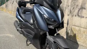 Yamaha X-Max 300 (2021 - 24)  (2)