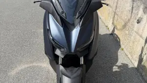 Yamaha X-Max 300 (2021 - 24)  (3)