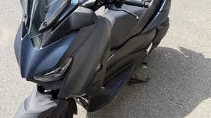 Yamaha X-Max 300 (2021 - 24)  (4)