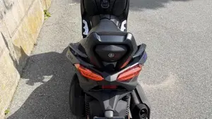 Yamaha X-Max 300 (2021 - 24)  (5)
