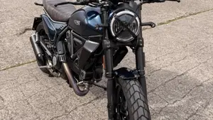 Ducati Scrambler 800 Nightshift (2023 - 24) 