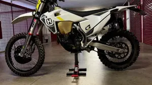 Husqvarna FE 250 (2022)  (5)