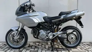 Ducati Multistrada 1000 DS (2003 - 06)  (2)