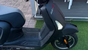 Kymco Like 125 Sport (2021 - 25)  (6)